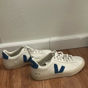 Basically brand new Veja sneakers, leather with suede details